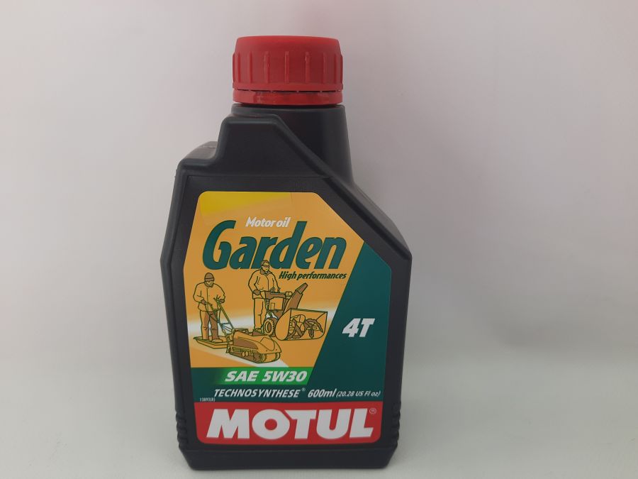 Моторное масло Motul Garden 4T 5W-30 0,6л. MOTUL 832700