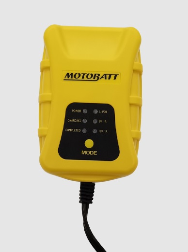 Зарядное устройство 6-12V, 1А MOTOBATT PDCT1EU