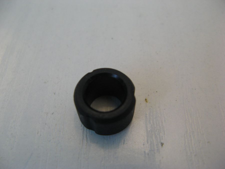 Резиновое кольцо передняя ось MITSUBISHI MB618215