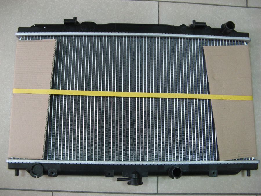 Радиатор охлаждения двигателя THERMOTEC D71005TT