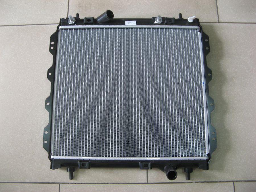 Радиатор охлаждения двигателя NRF 53337