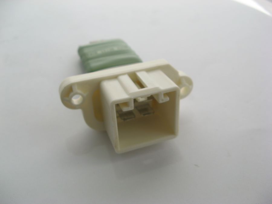 Резистор вентилятора печки THERMOTEC DEG004TT