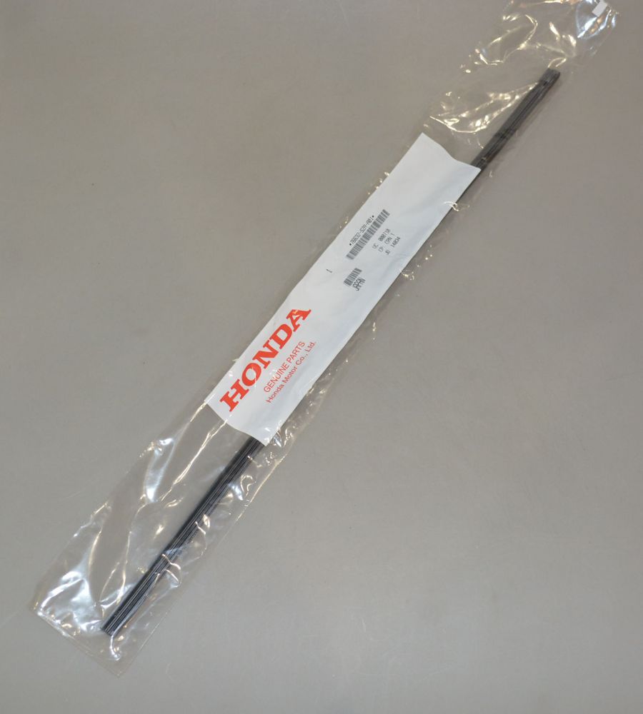 Резинка стеклоочистителя передняя правая HONDA 76632SZAA01