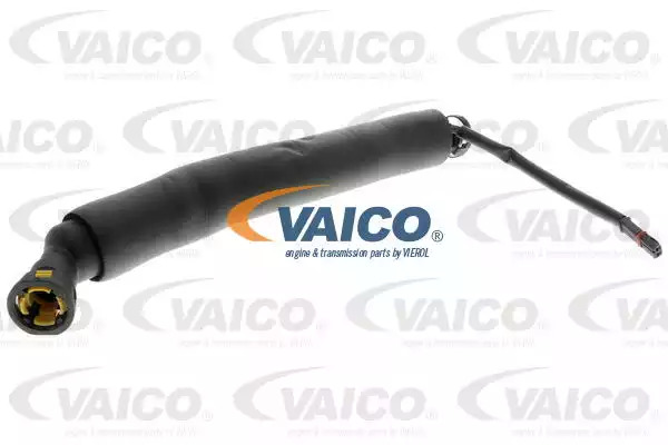 Патрубок вентиляции картера VAICO V201564
