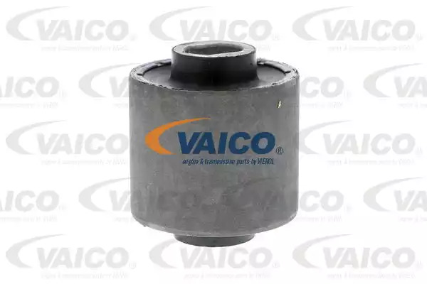 Сайлентблок переднего рычага VAICO V300765